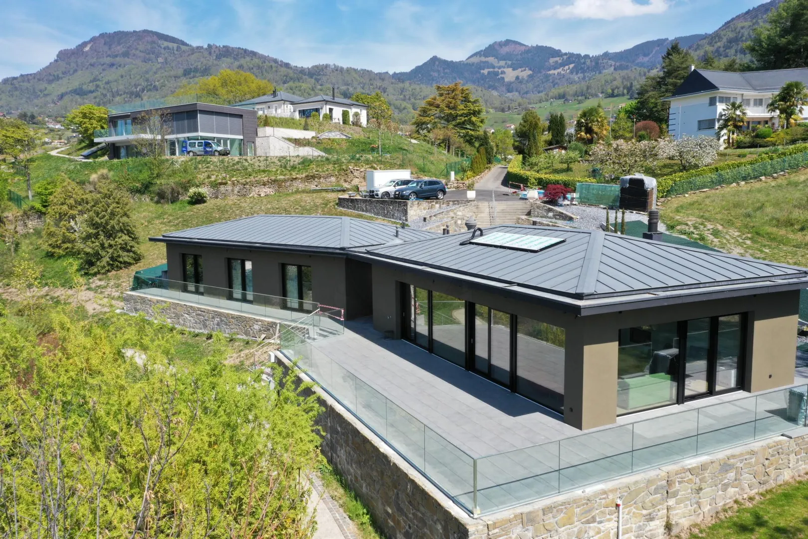 Magnifique maison contemporaine à Chailly-Montreux avec vue sur le lac. - Property photo 4