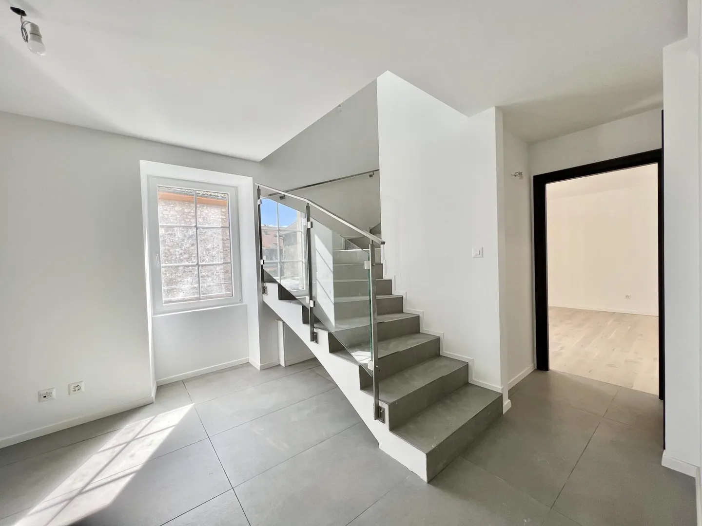 Sublime 5.5 room apartment for sale in Mex - Property photo 3