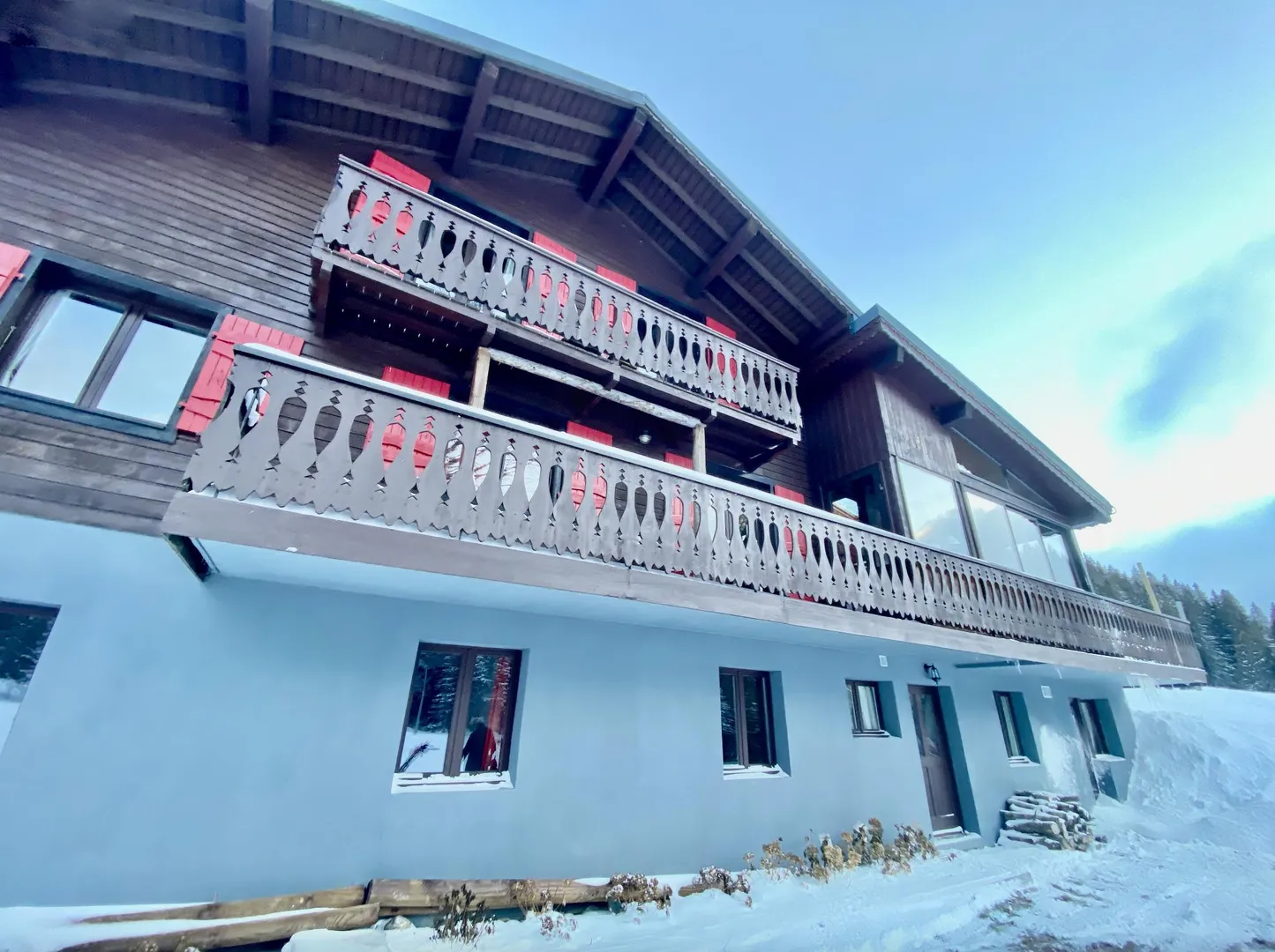Luxueux chalet de montagne situé dans une piste de ski - Property photo 3