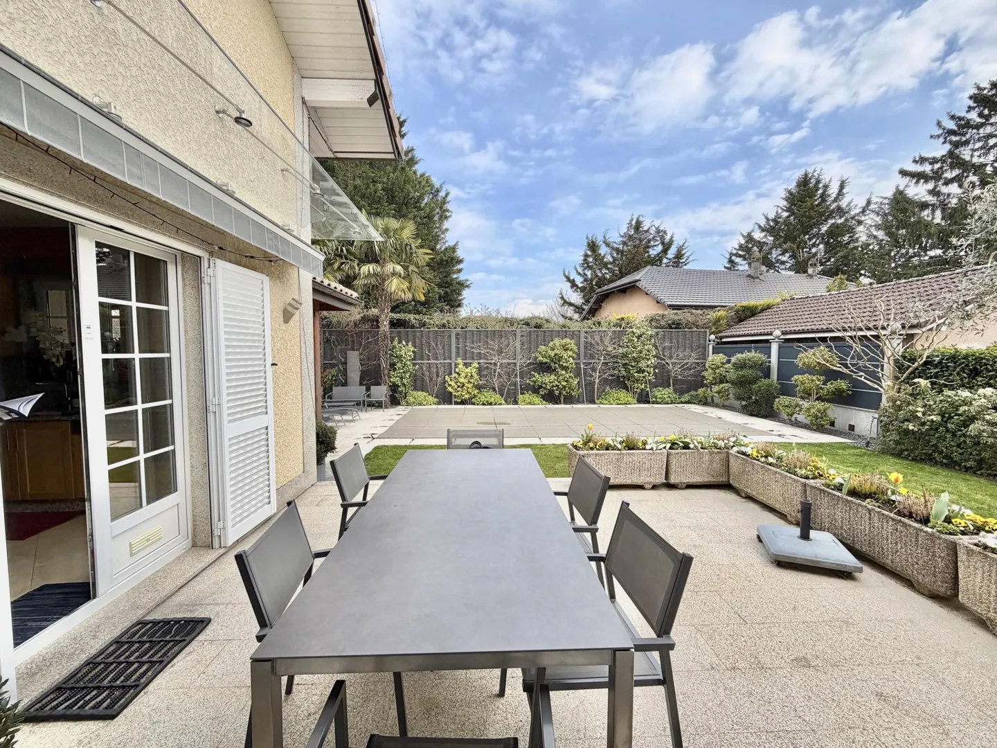 The Perfect Blend of Elegance and Practicality in Douvaine - Property photo 10