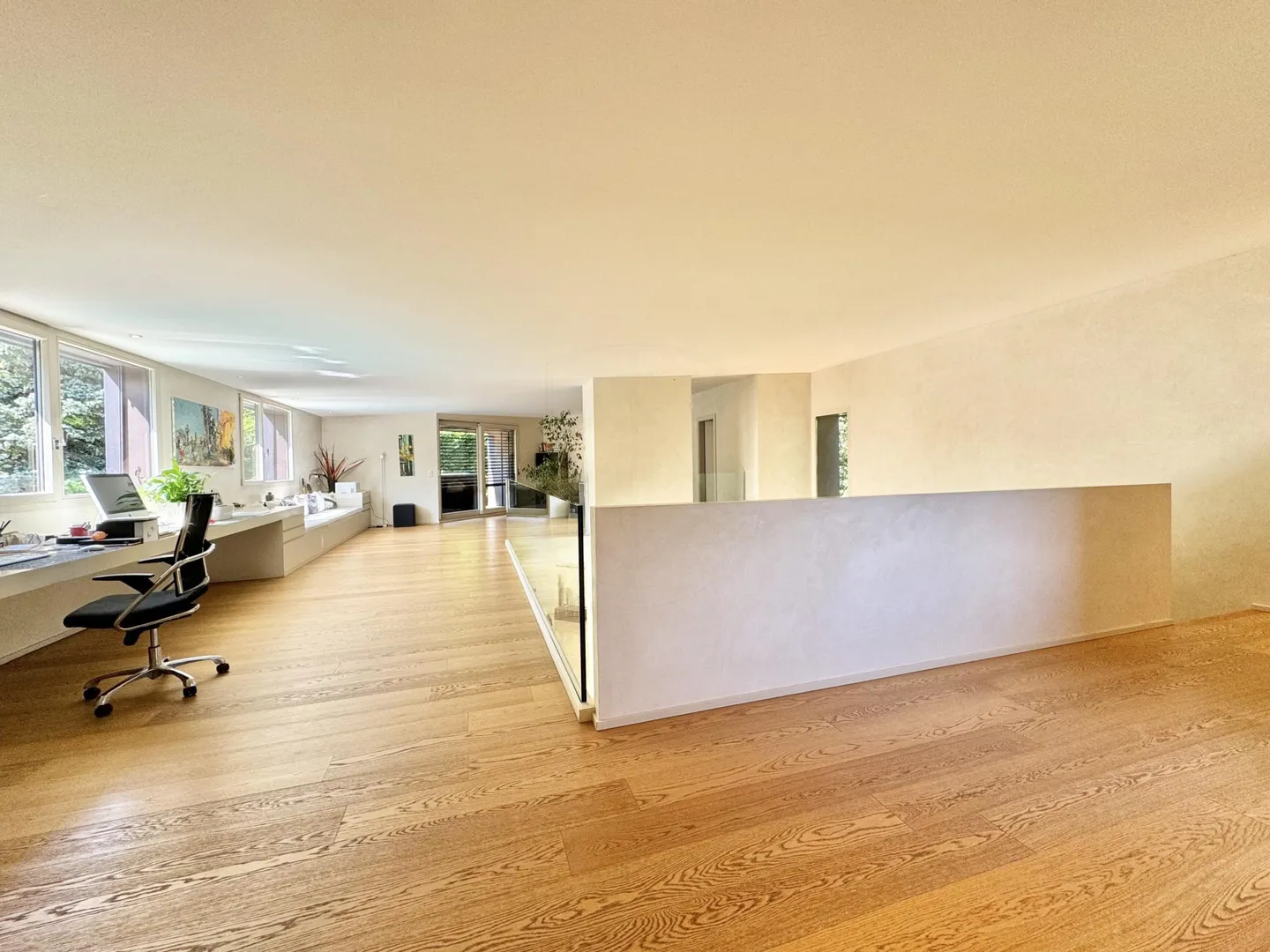 Sublime contemporary house in a quiet, private location. - Property photo 7