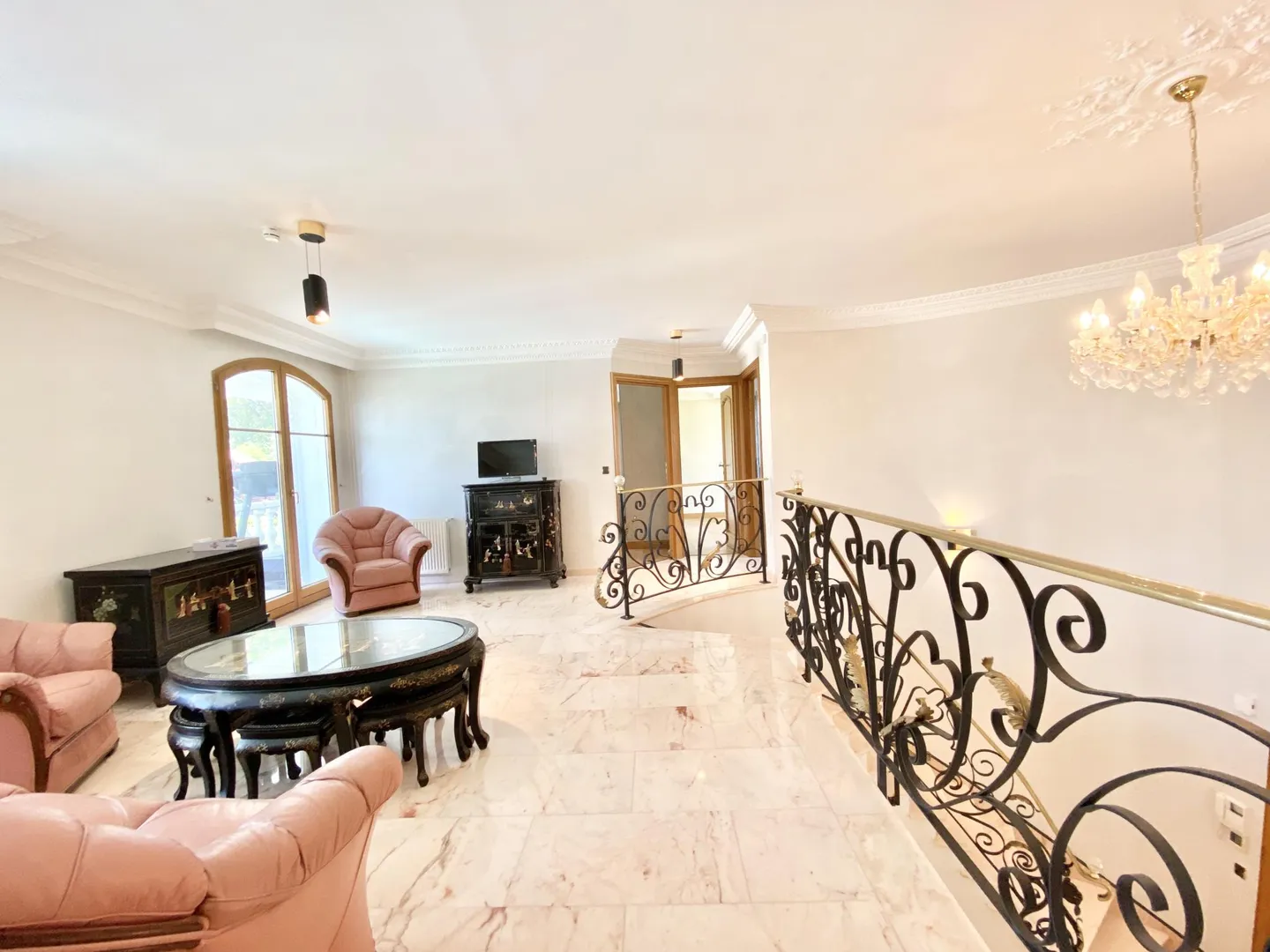 - Property photo 5