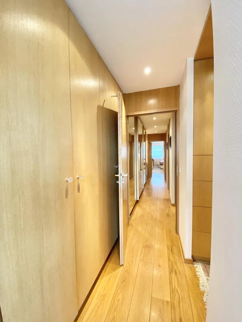 Bel appartement situé au coeur de Florissant  - Property photo 3