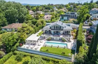 EXCLUSIVITY! Sublime individual house located in Cologny with lake view