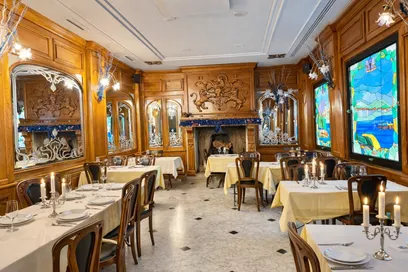 Magnificent commercial premises