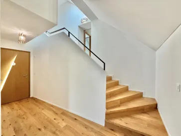 Superbe appartement en duplex de 110m² habitables à Bassins.