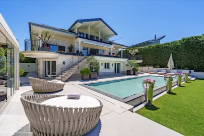 EXCLUSIVITY! Sublime individual house located in Cologny with lake view